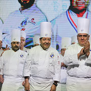 Les Toques Blanches celebra su Ceremonia Anual en Food Service 2025